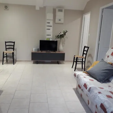 L Ecole Buissonniere Holiday home