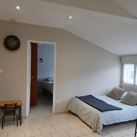 L'Ecole Buissonniere - Une Parenthese En Thierache بيت للعطل