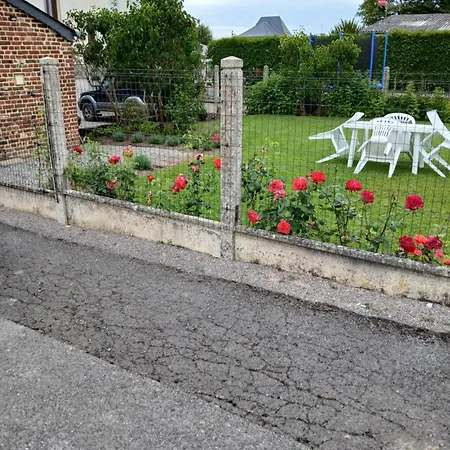 L'Ecole Buissonniere - Une Parenthese En Thierache Holiday home